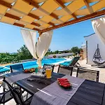 度假居 My Dalmatia - Elia With Private Pool And Panoramic Sea View 扎达尔