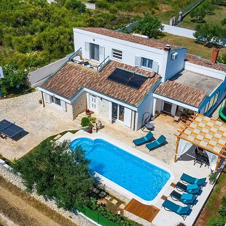 My Dalmatia - Elia With Private Pool And Panoramic Sea View זאדאר